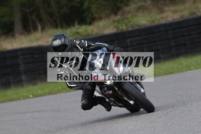 Archiv-2022/62 09.09.2022 Speer Racing ADR/RSE/17